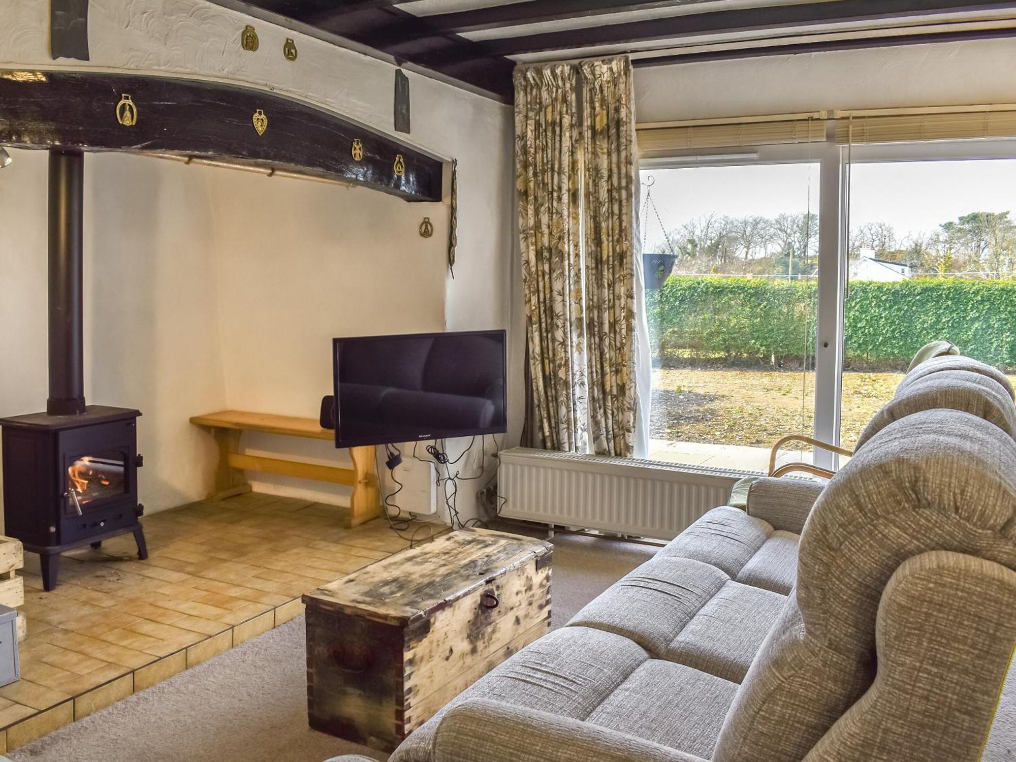 Tyn Y Maen Villa Llanddeiniolen Bagian luar foto